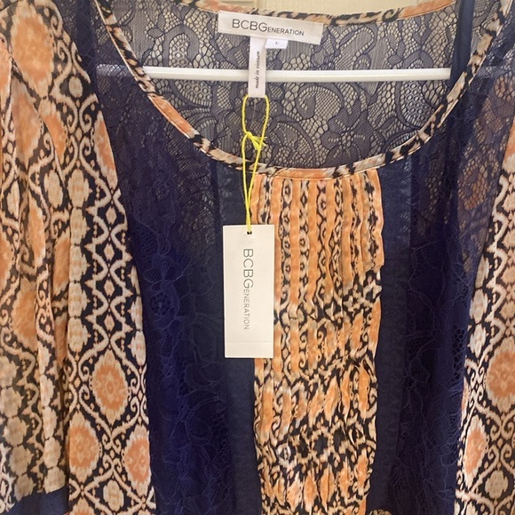 Beautiful BCBG DRESS size L - Picture 2 of 7